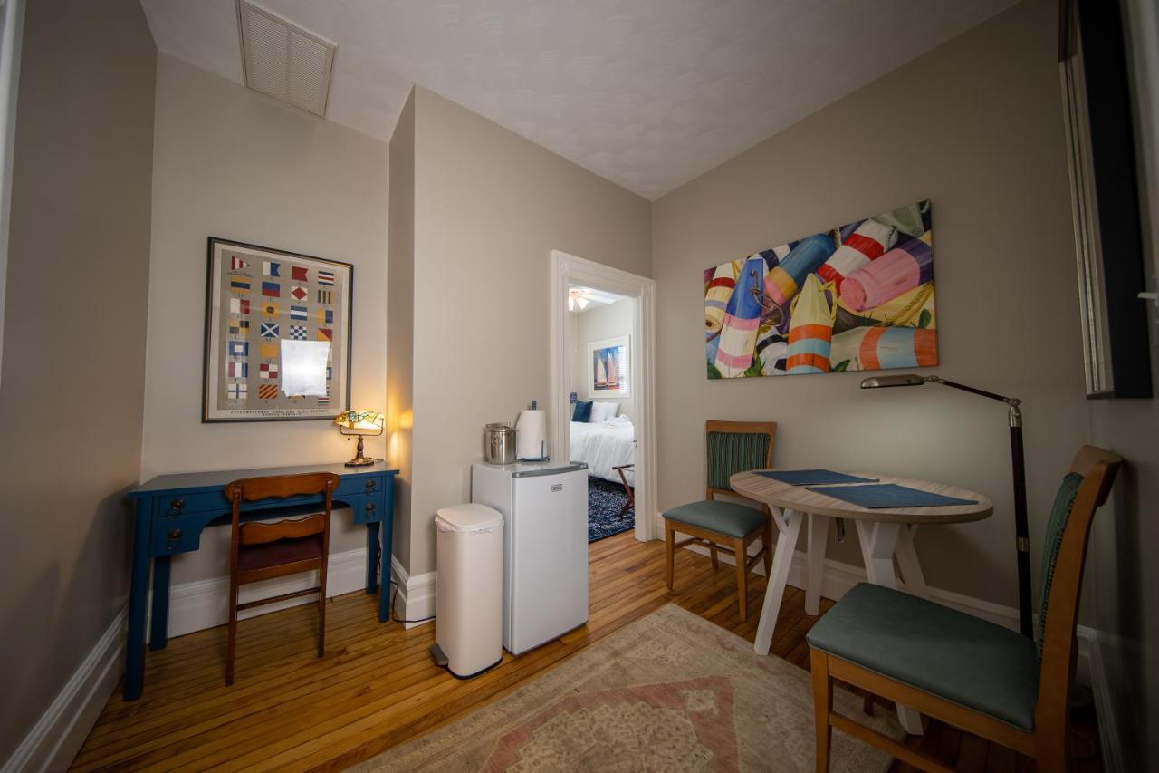 The Edenton Collection-Captain'S Quarters Inn Номер фото